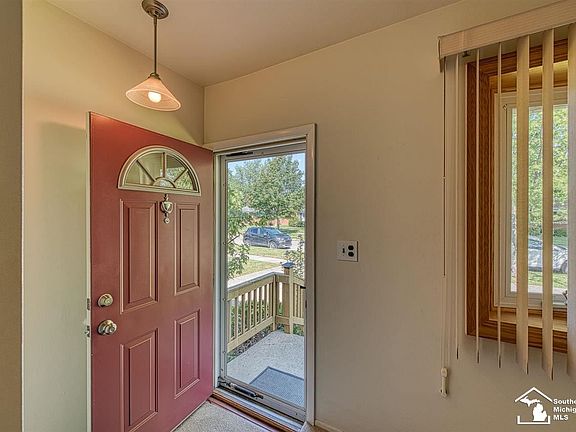 3rd image of 6530 Chirrewa St