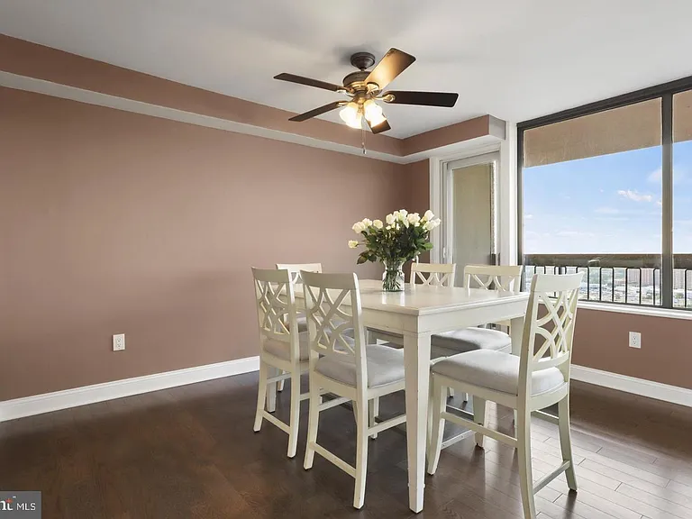 3701 S George Mason Dr #2414N — Photo 9