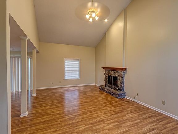 4th image of 2568 Checkerberry Dr