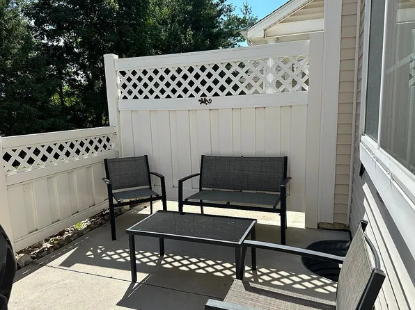 1400 S 52nd St Unit 15, West Des Moines, IA 50265