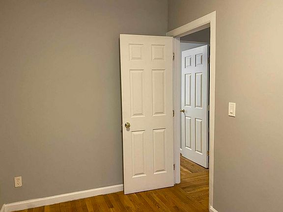 5th image of 1571 Lexington Ave #4A