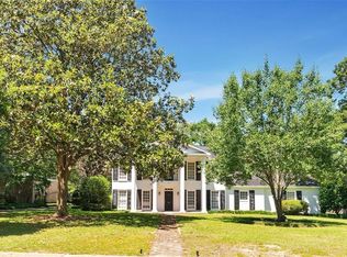 550 Cumberland Rd E, Mobile, AL 36608