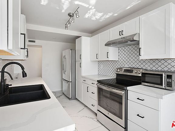 4th image of 1230 Horn Ave APT 200