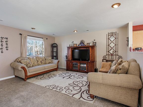 5th image of 1302 Kingfisher Ave