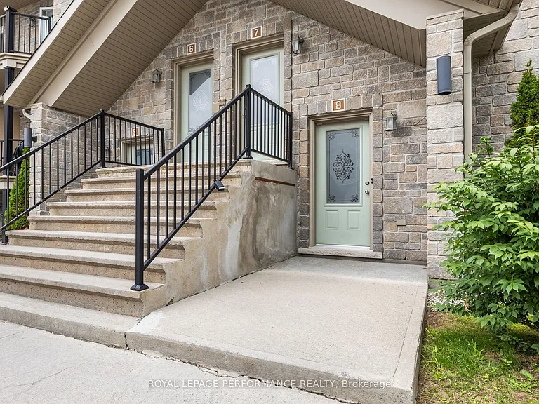 41 Main St #8 — Photo 2