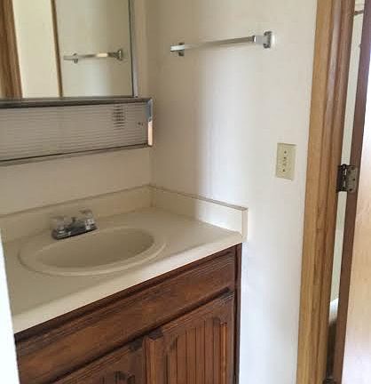 3rd image of 1795 Gainard St
