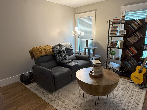 49 Crystal St APT 2