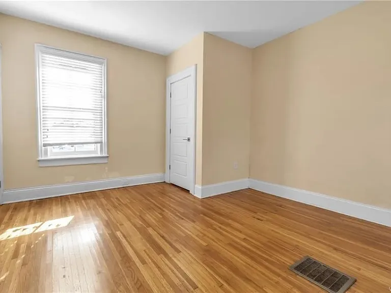 11 Whitney Pl #2 — Photo 10