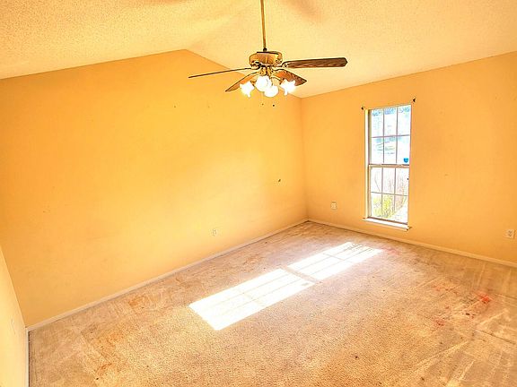 4th image of 7080 Dunbarton Dr