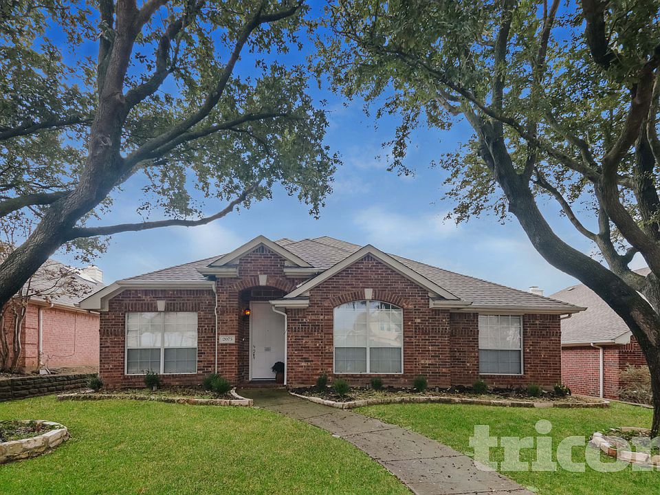1st image of 2075 Crestlake Dr