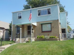 3700 S Iowa Ave, St Francis, WI 53235