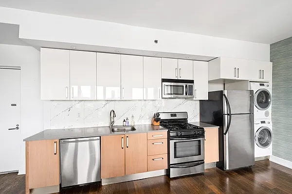 Sold by Douglas Elliman | media 33