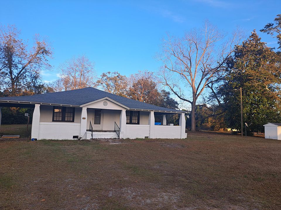 1st image of 6715 Young St