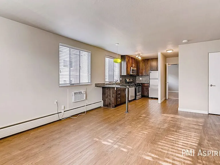 59 N Ogden St #10 — Photo 41