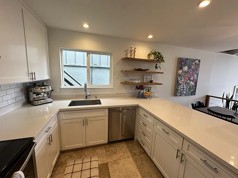110 Morning Sun Ave — Photo 9