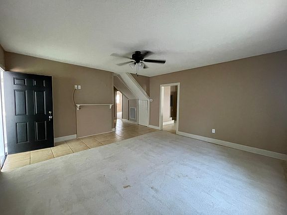 3rd image of 270 Jackson St