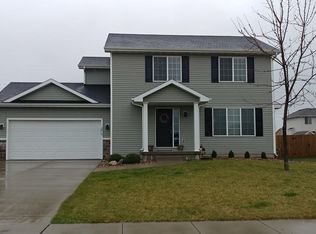 2916 SE Weatherstone St, Grimes, IA 50111