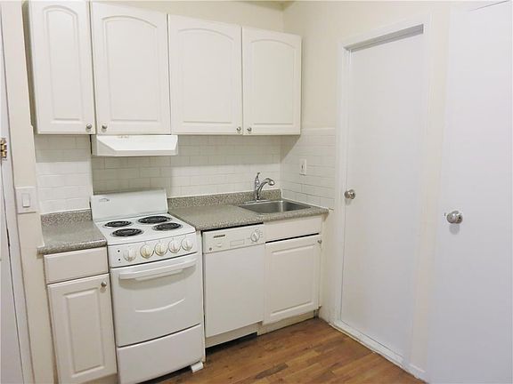 2nd image of 517 E 82nd St APT 3E