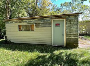1070 Oakleaf Ave, Springfield, OH 45506