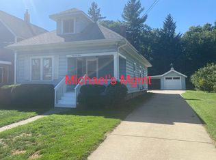 123 N Foster Ave, Lansing, MI 48912