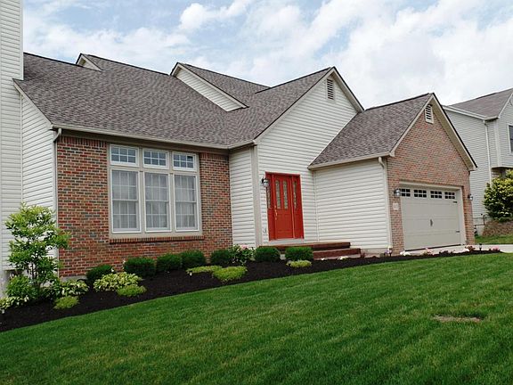 3rd image of 1671 Cloverdale Dr