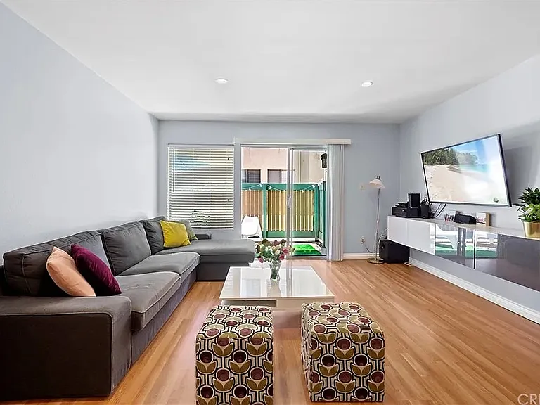5700 Etiwanda Ave #186 — Photo 7