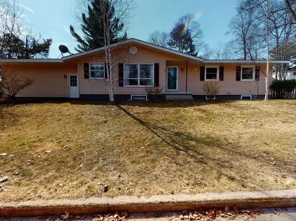 1301 Center St, Marquette, MI 49855