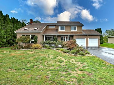 91 Angela Drive, East Haven, CT, 06512