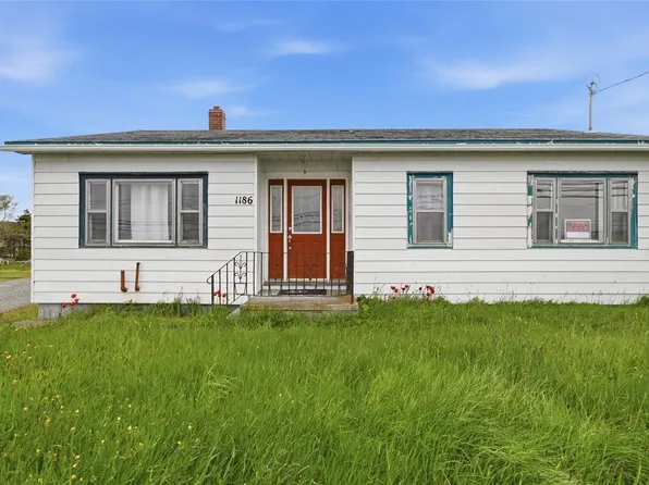 1186 Topsail Road, Mount Pearl, NL A1N5E8