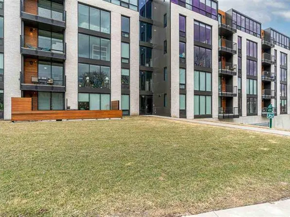 1 University Way #211, Iowa City, IA 52246