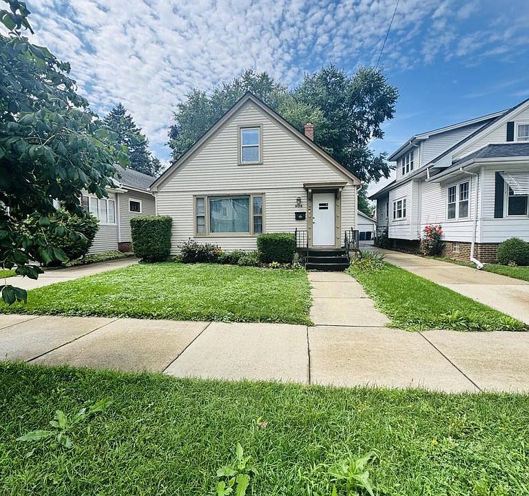 1st image of 804 Cleveland AVENUE