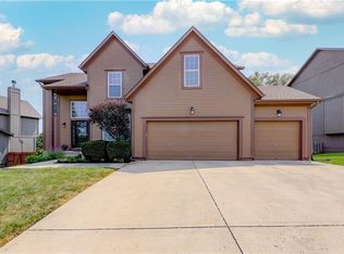 20917 W 53rd St, Shawnee, KS 66218