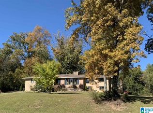 2740 Smyer Rd, Vestavia Hills, AL 35216