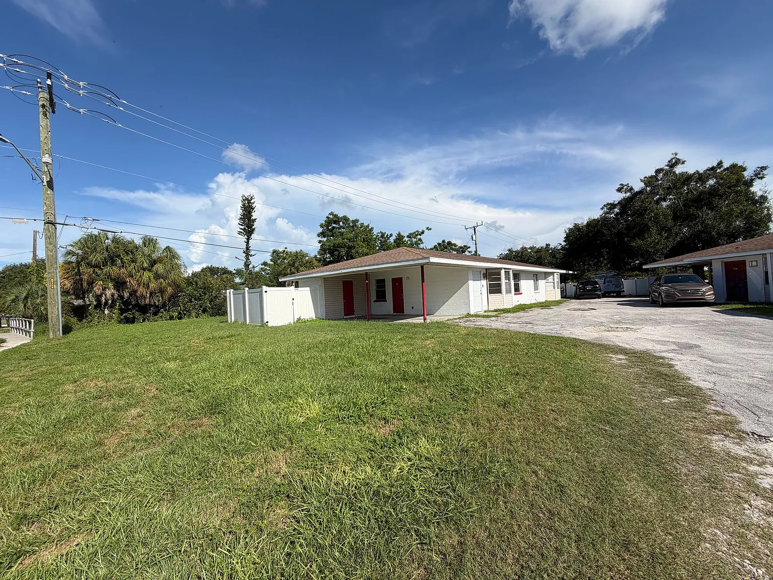 1909 58th Avenue Drive West — Photo 1