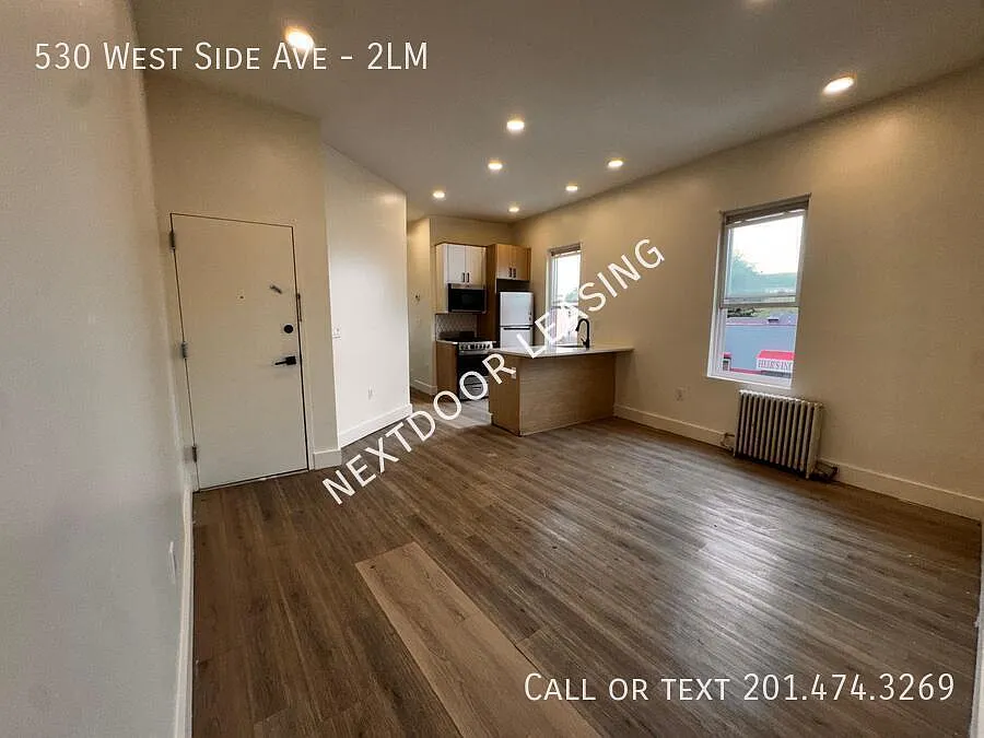 530 West Side Ave — Photo 2