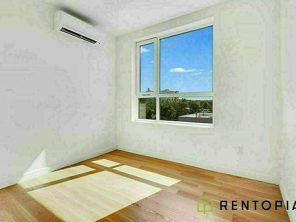 5th image of 1875 Atlantic Ave #4X