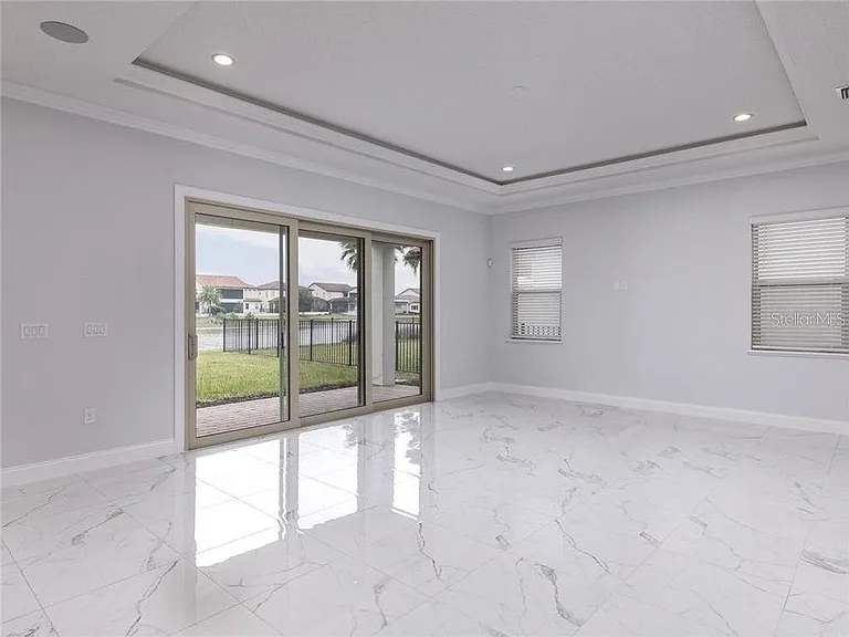 10511 Royal Cypress Way — Photo 9