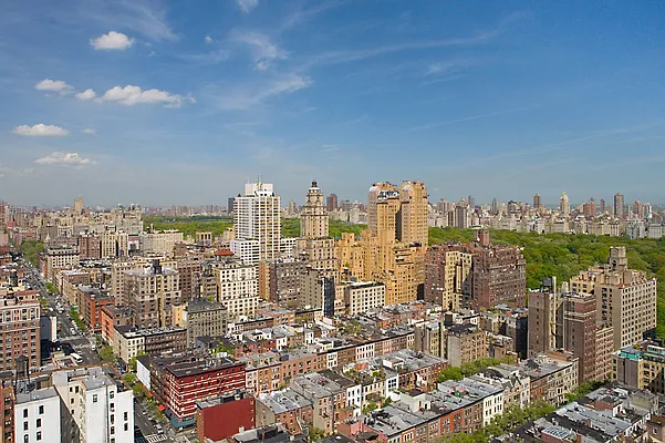 Rented by Douglas Elliman | media 4