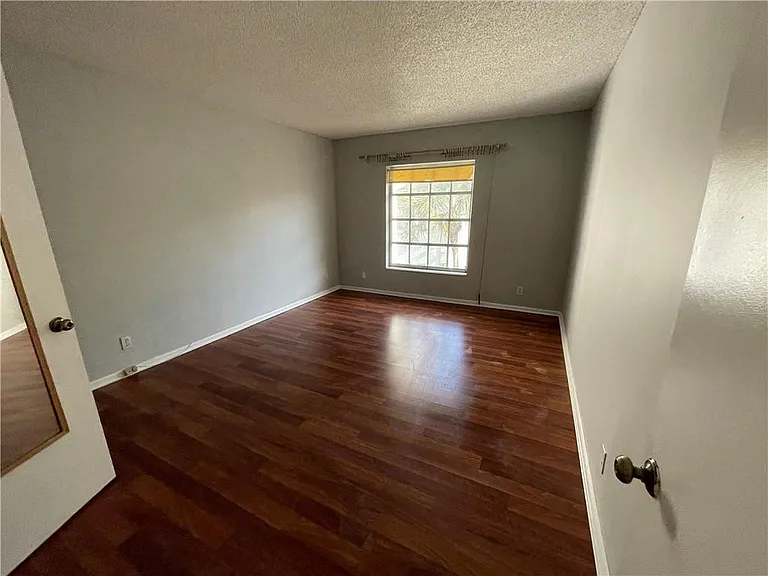 2180 NE 67th St #730 — Photo 22