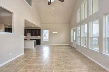4 bed, 3.5 bath, 3313 sqft, $2,645 — Photo 4