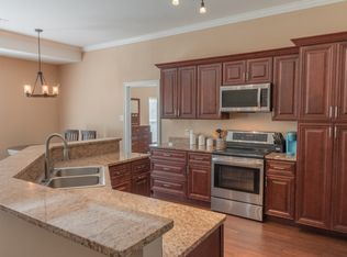 43493 N Great Oak Ct, Prairieville, LA 70769