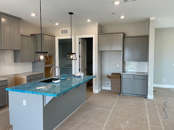 4th image of 1664 Wadsworth Cir