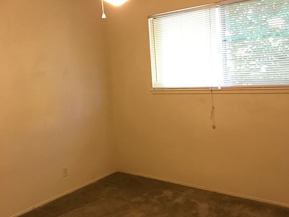 Bedroom 2 with ceiling fan