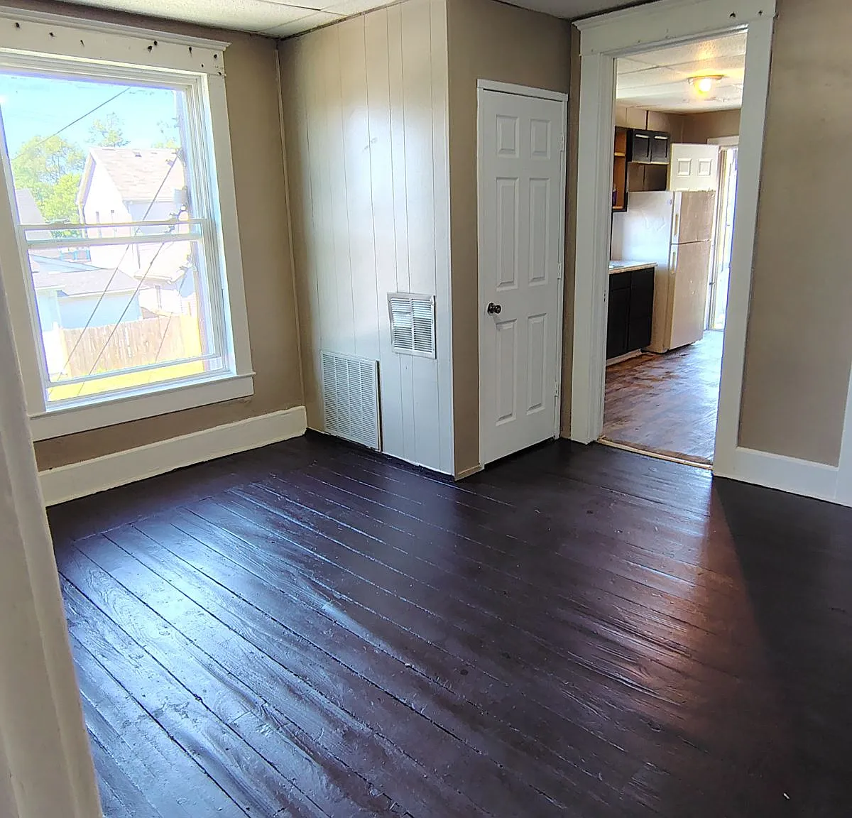 3 bed, 1101 sqft, $1,050 — Photo 4