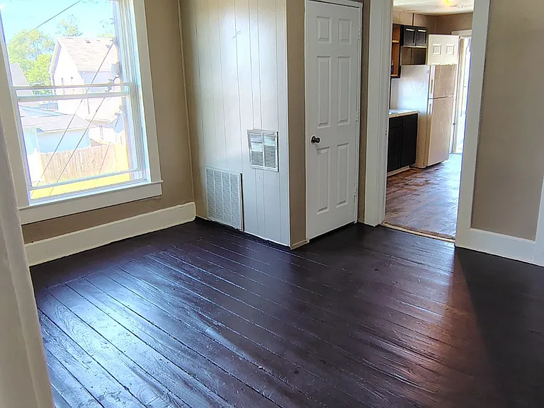 312 N Mulberry St #201 — Photo 6