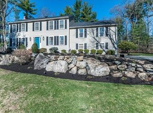 9 Langley Ln, Andover, MA 01810