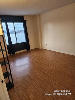 Rented by US # 1 Realty | media 28