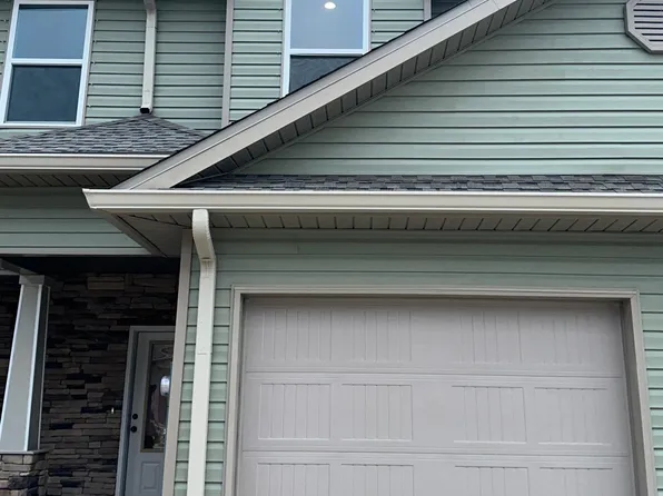 1736 Sound Haven Ct, Navarre, FL 32566