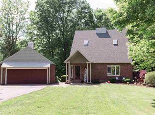 3594 N Country Wood Rd, Terre Haute, IN 47805