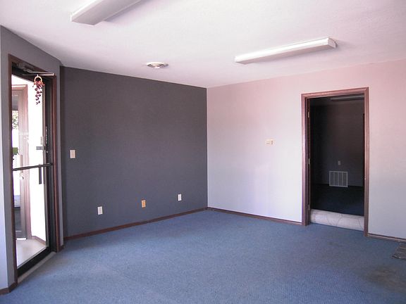3rd image of 108 Downey Pl #1